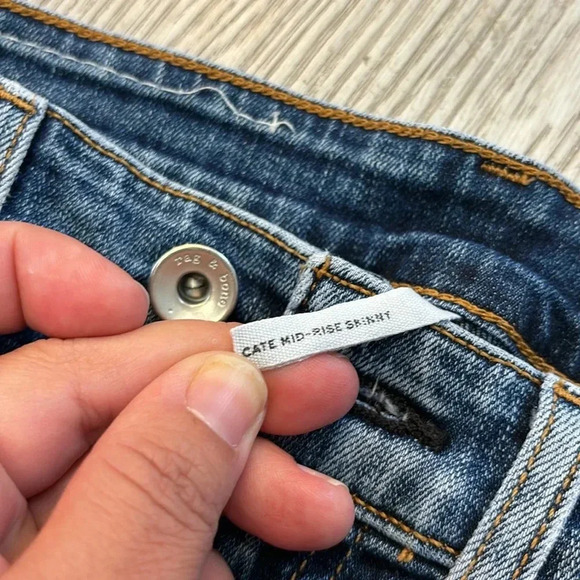 Rag & Bone Cate Mid-Rise Skinny Jeans with Distressed Knee in Blue sz 26 - Picture 10 of 16